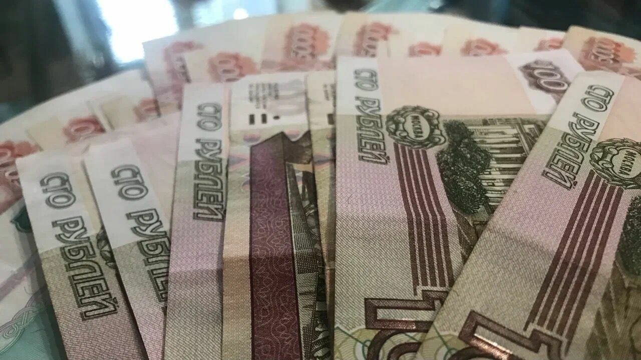 Татарстан не попал в топ-30 по высоким зарплатам