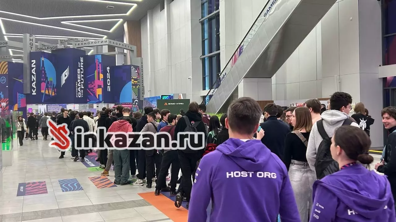 На «КазаньЭкспо» наблюдается очередь из зрителей суперфинала по Dota 2