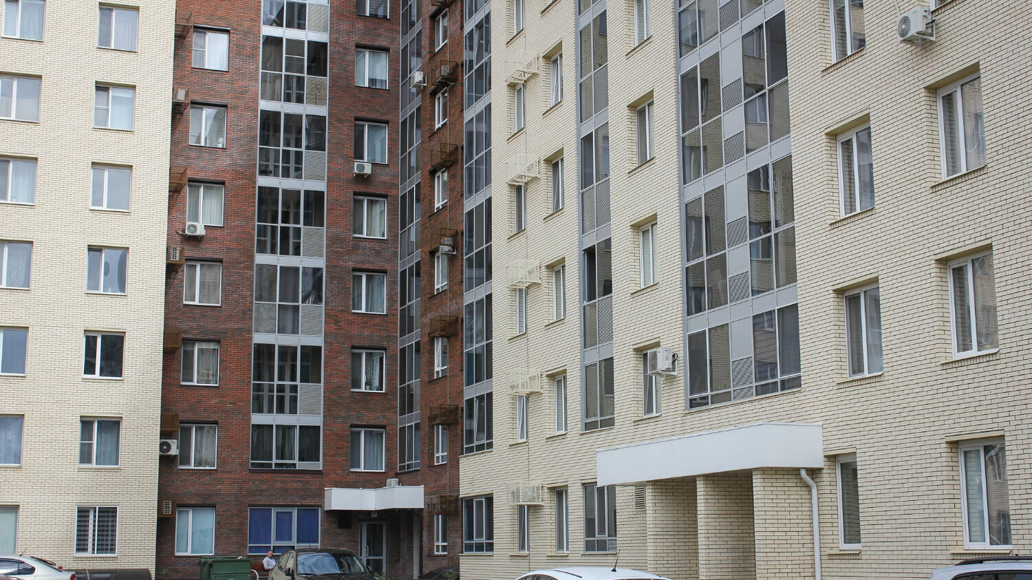 За сколько можно купить 2-комнатную квартиру в Казани?