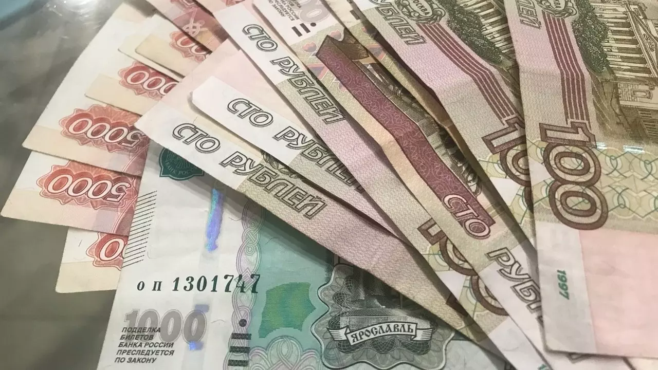 Почти 130 млн рублей должна сотрудникам компания из Татарстана