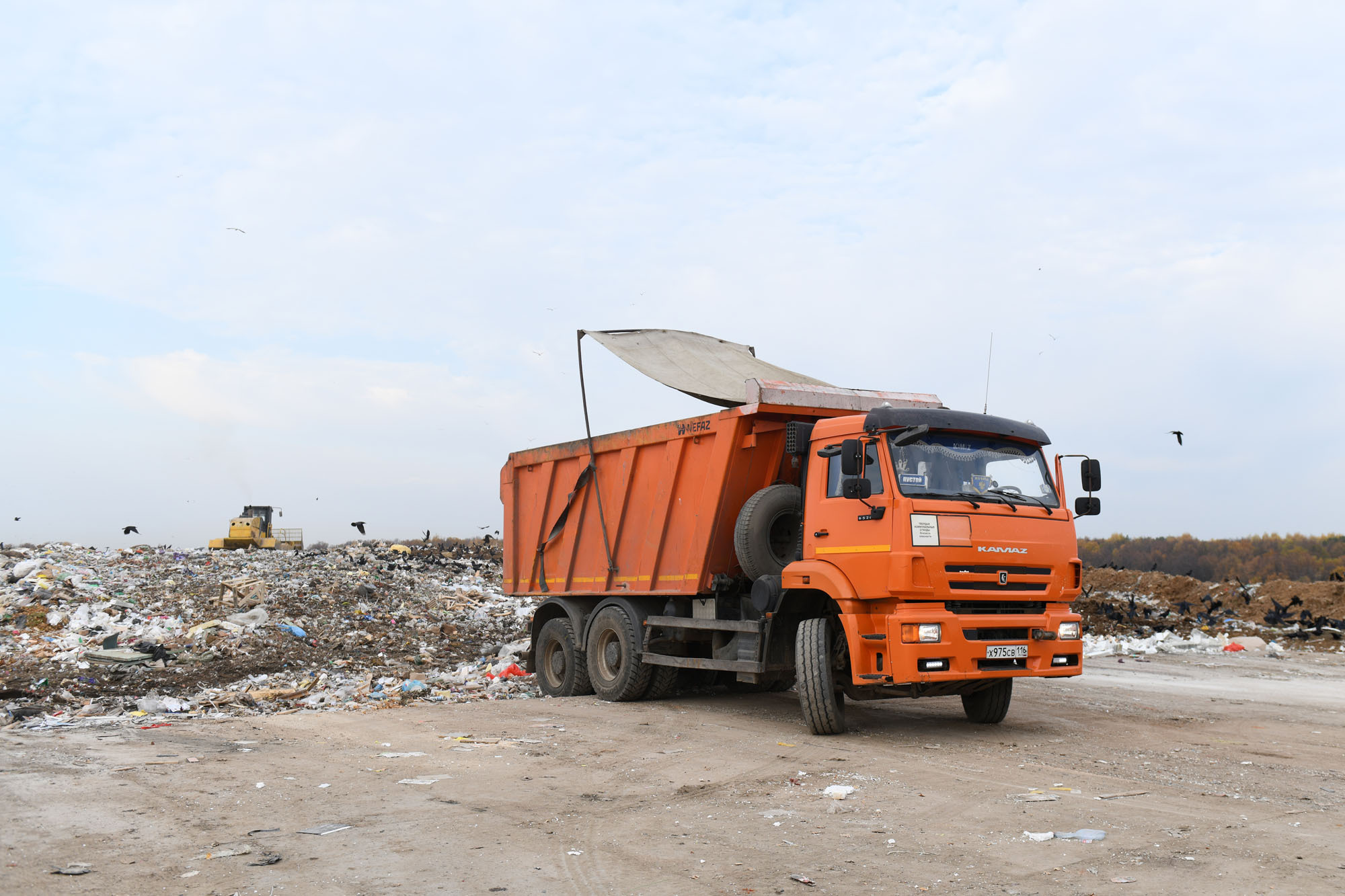 Жители поселков Казани соберут подписи против достройки мусорного полигона
