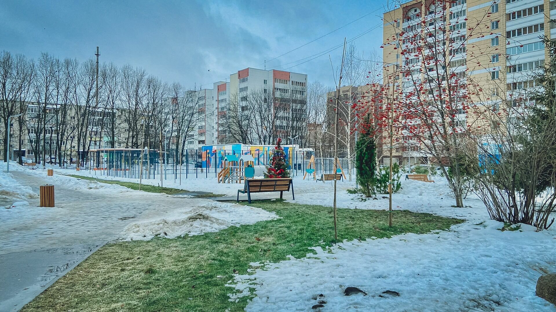 Татарстанцы смогут выбрать дворы для благоустройства в 2024 году