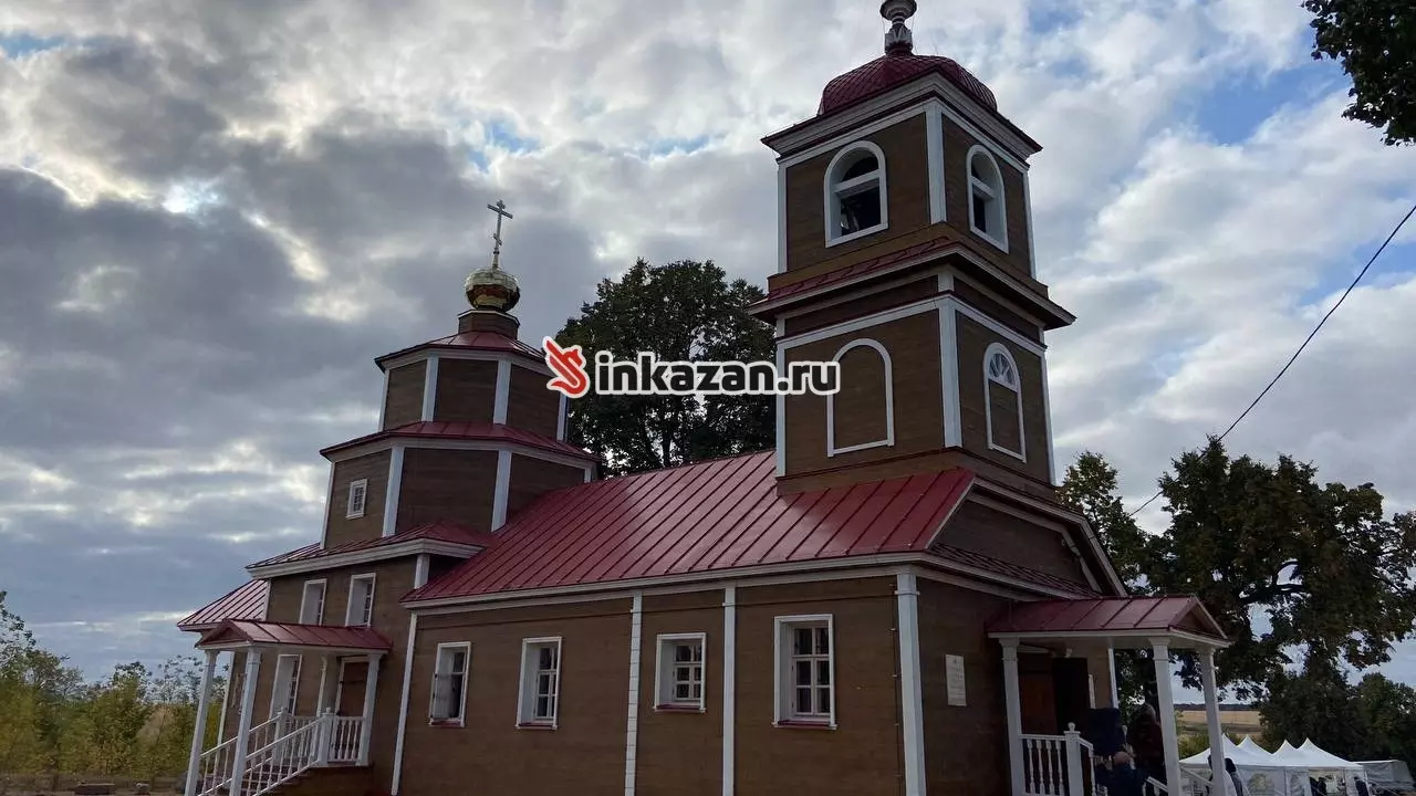 В Татарстане восстановили одну из старейших деревянных церквей