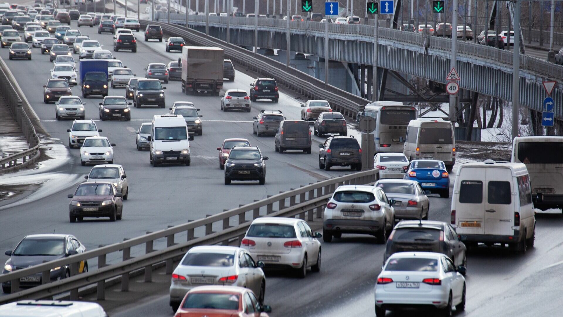 Эксперт рассказал, почему на М-7 в Татарстане постоянные пробки
