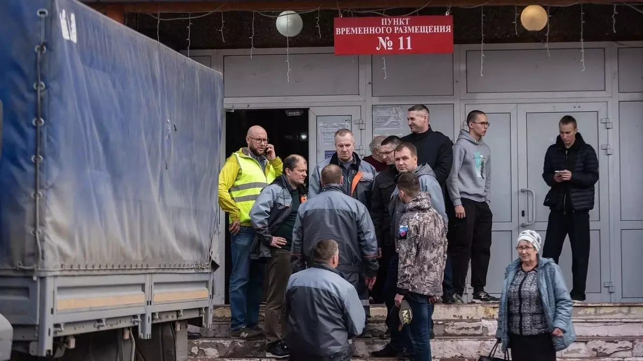Денис Сафин передал пострадавшим от наводнения 100 млн рублей собственных средств