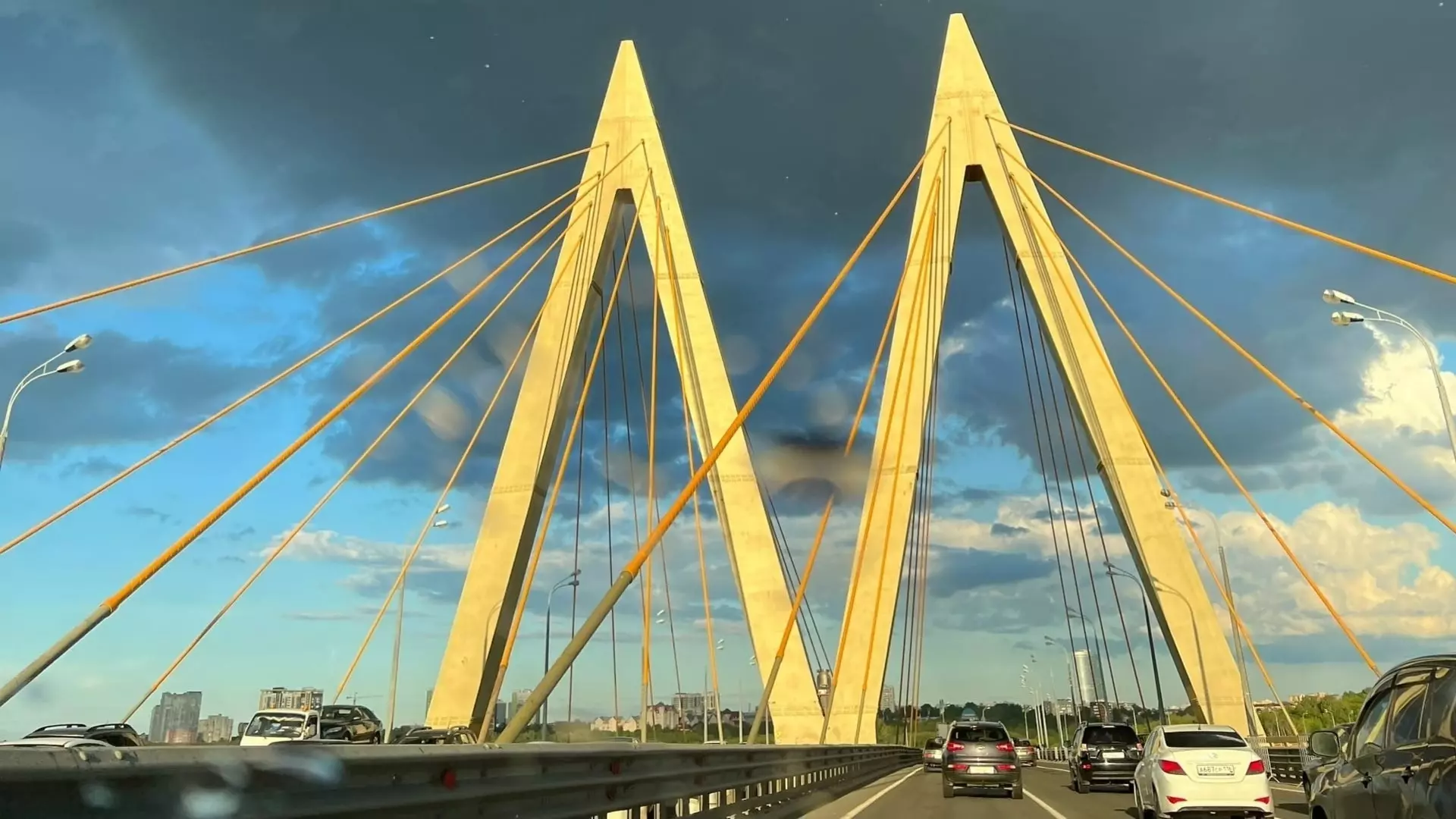 В Казани временно ограничат движение по мосту Миллениум