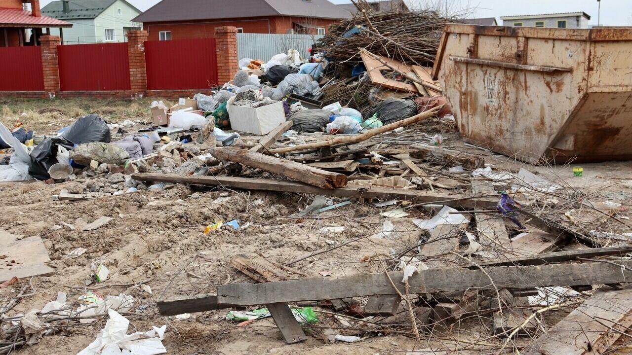 «ПЖКХ» пообещал вывезти мусор из Куюков
