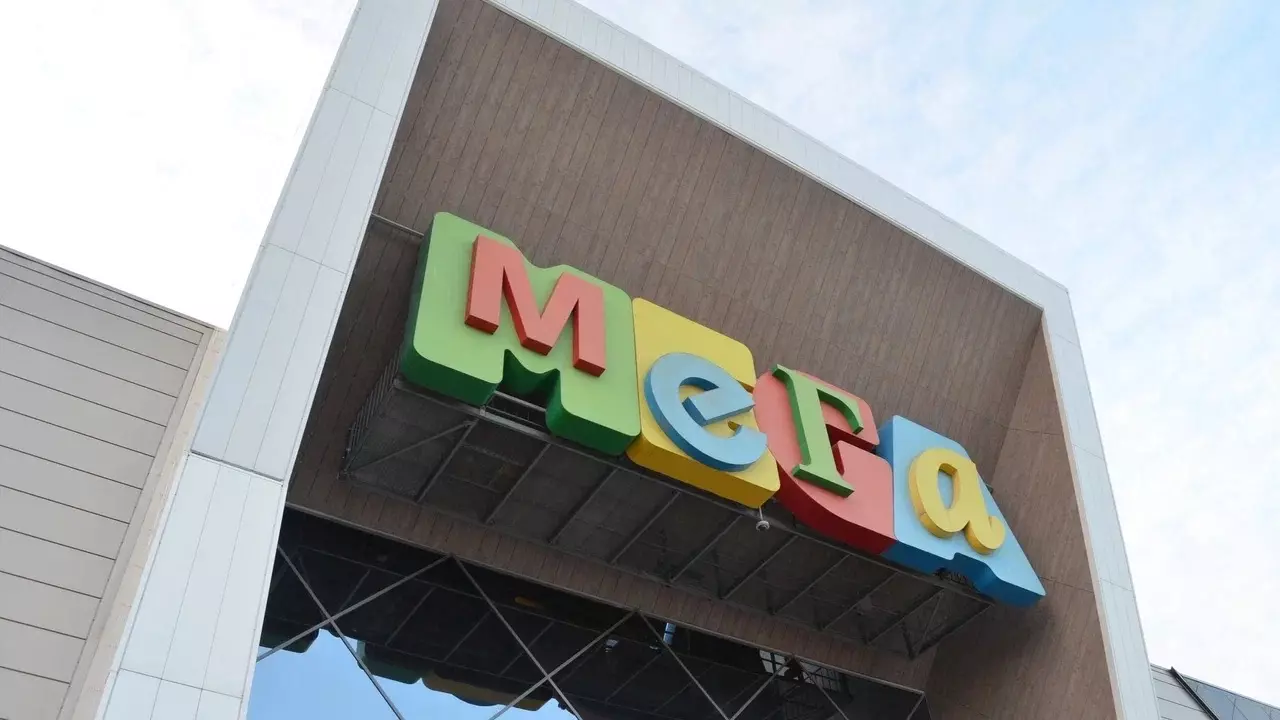 «Мегамаркет» и термы могут открыться на месте бывшего магазина IKEA в Казани