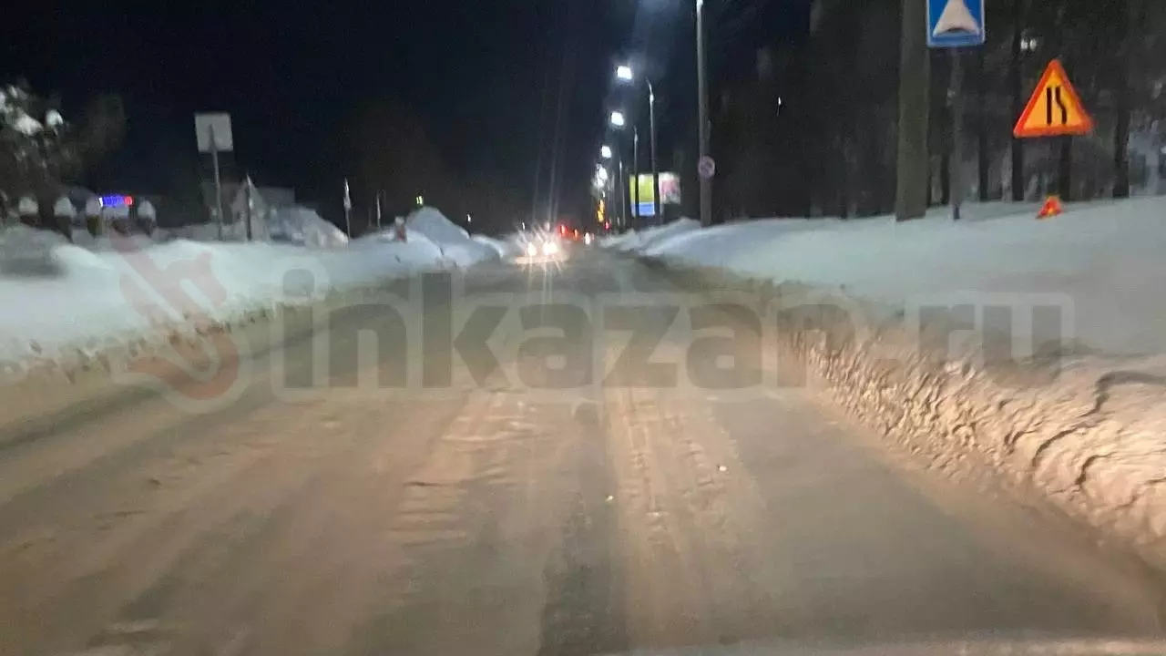 В Казани поручили убирать снег с дорог до асфальта