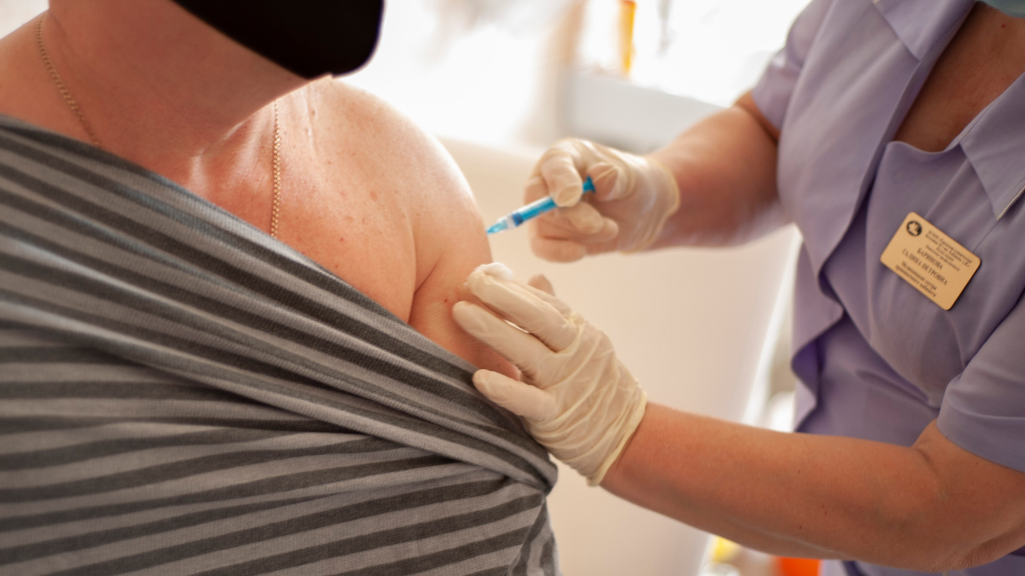 В России выявили случаи «побочек» после вакцинации. В Татарстане это отрицали