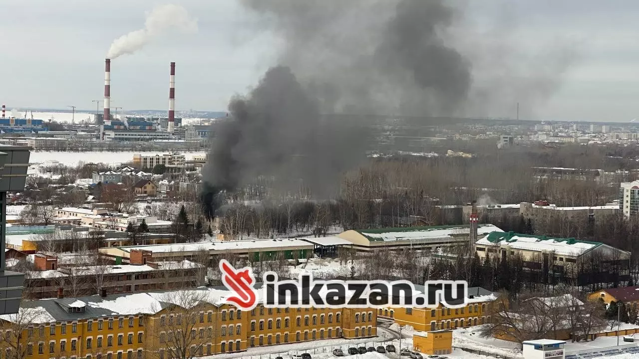 На территории танкового училища произошел пожар