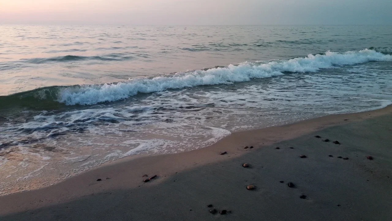 «Позорище»: казанцы в ужасе от пляжа на Изумрудном озере