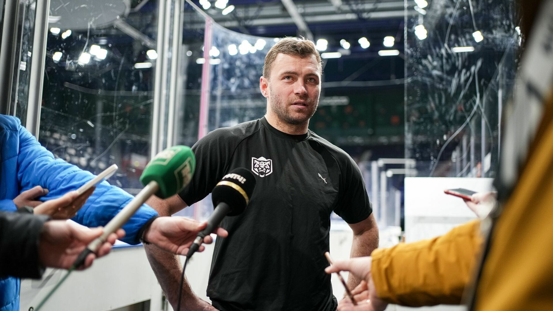 Хоккеист «Ак Барса» задолжал десятки тысяч рублей