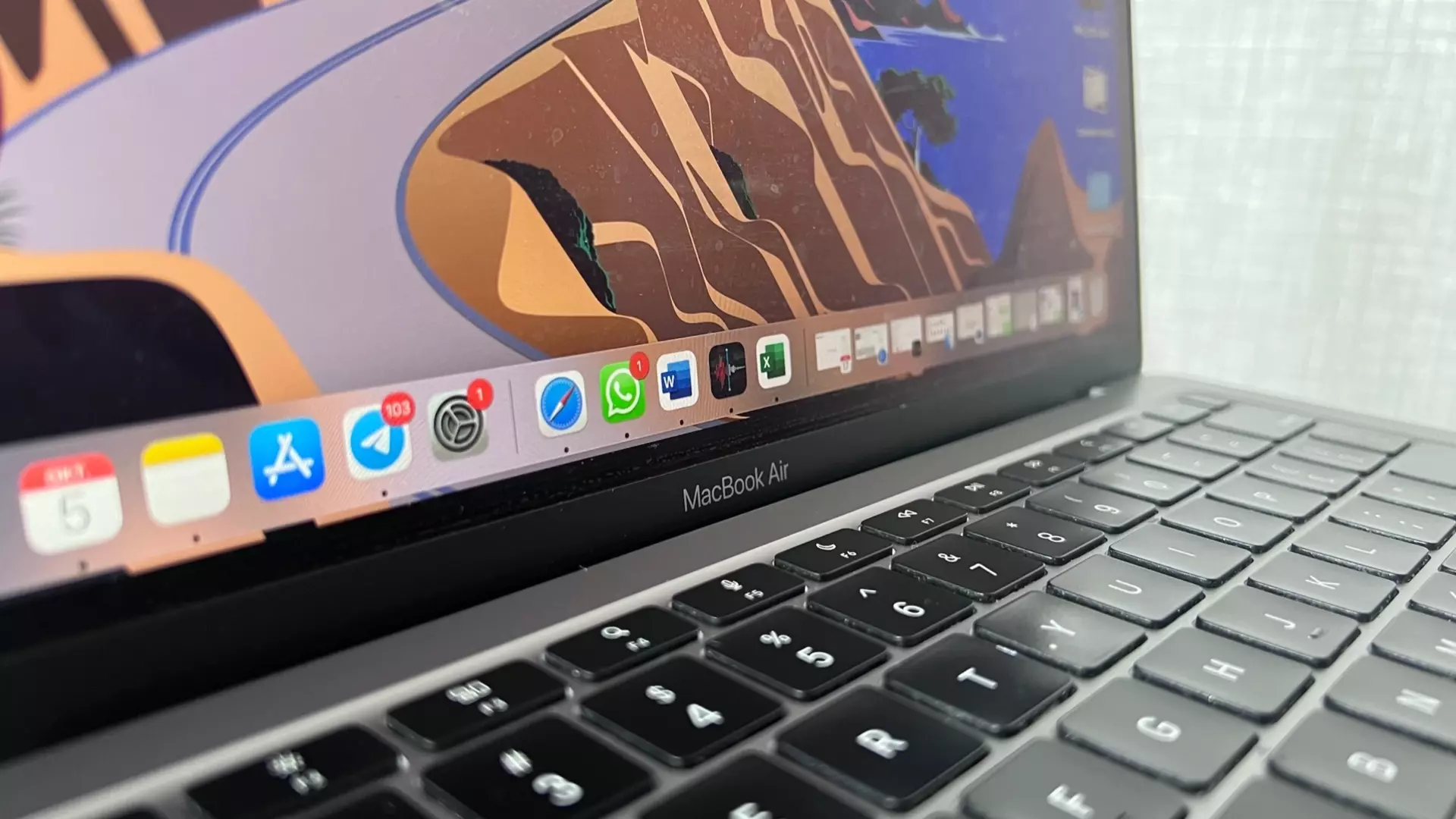 Мужчина похитил из ИТ-парка в Казани MacBook на 4,3 млн рублей
