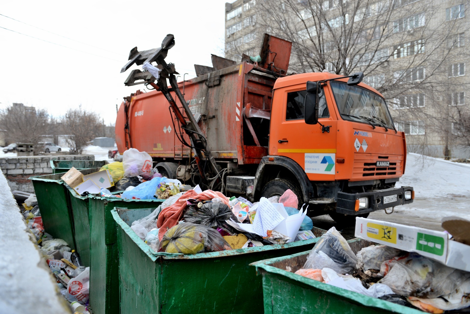 Казанцы снова пожаловались на страшную вонь от закрытого мусорного полигона