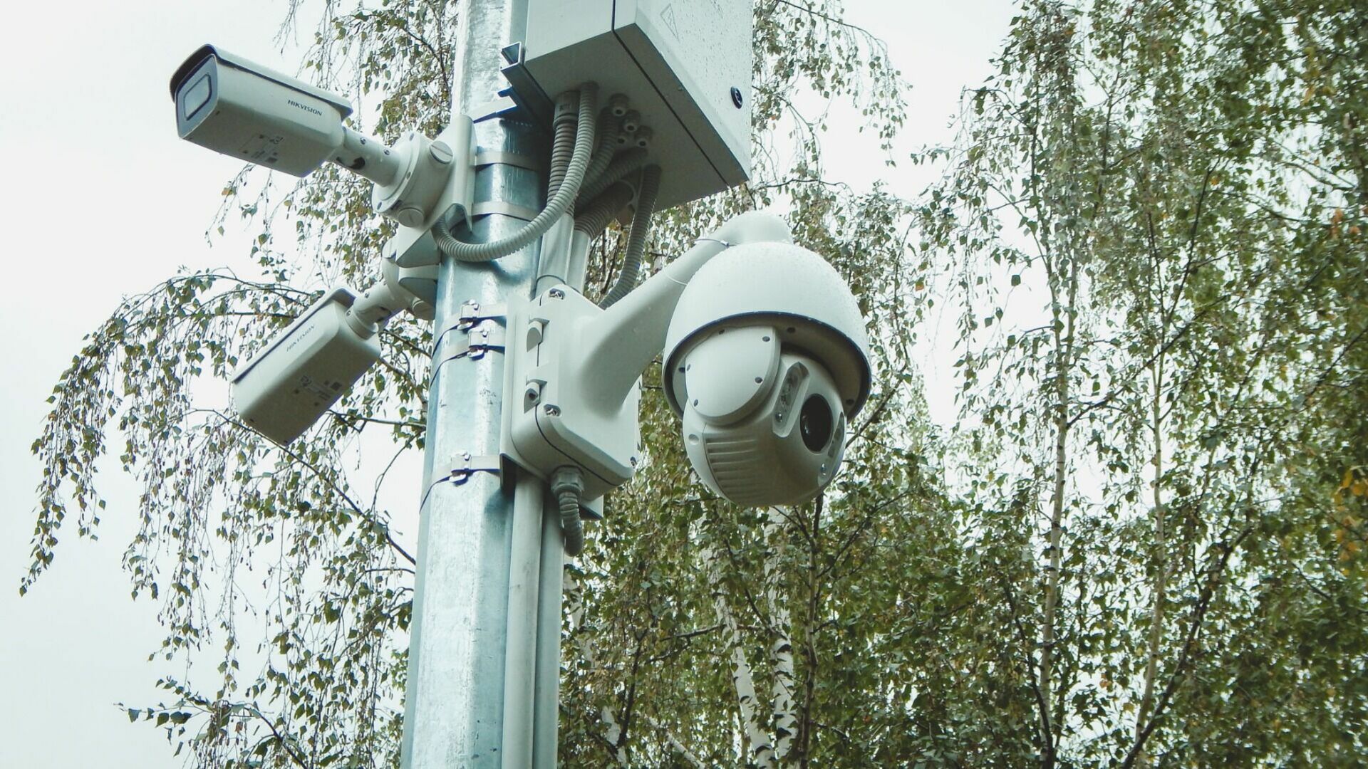 В Казани появилось еще 87 камер на светофорах