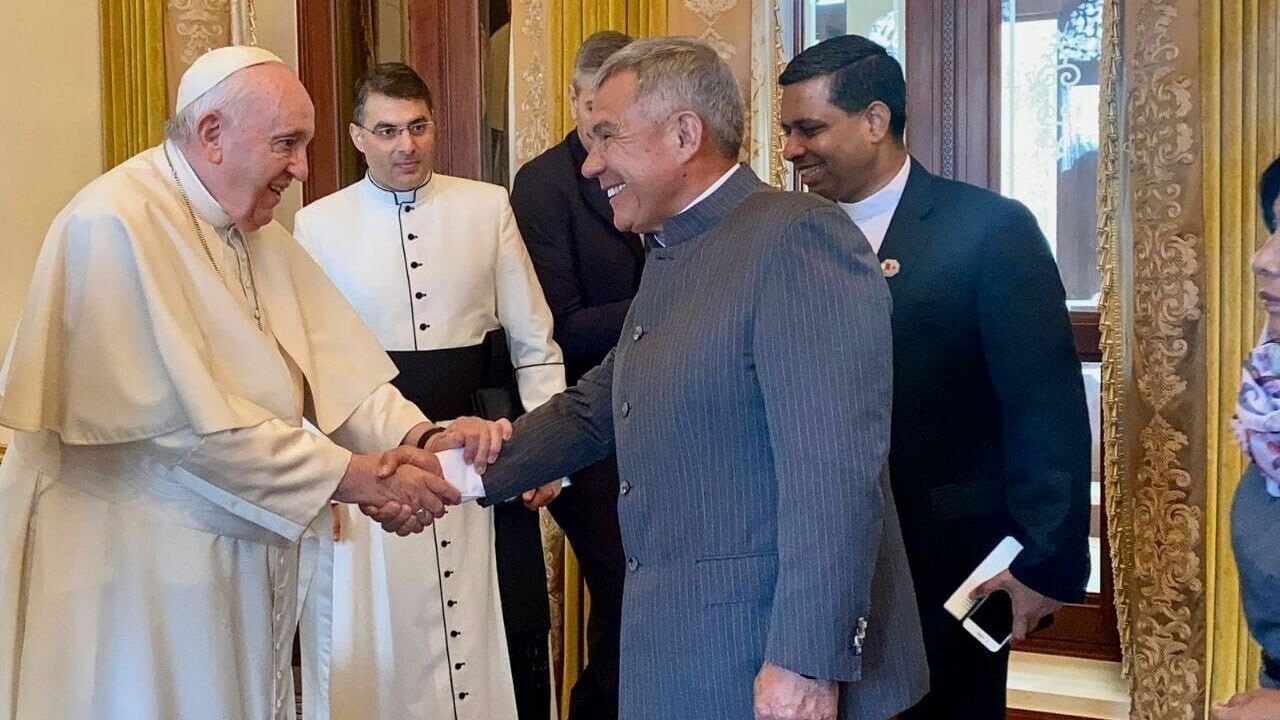 Минниханов встретился с Папой Римским