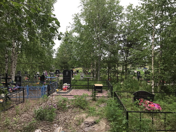 В Татарстане разрешат посещать кладбища c 6 мая