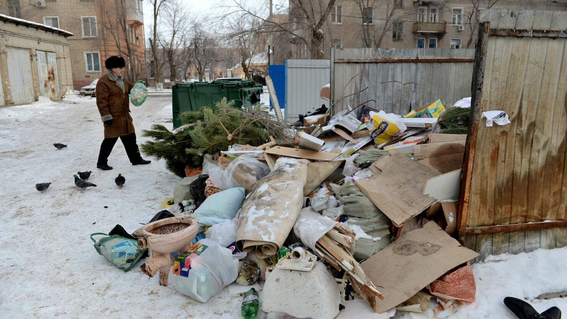 «Чем меньше вывозишь, тем больше прибыль»: почему Казань утонула в мусоре