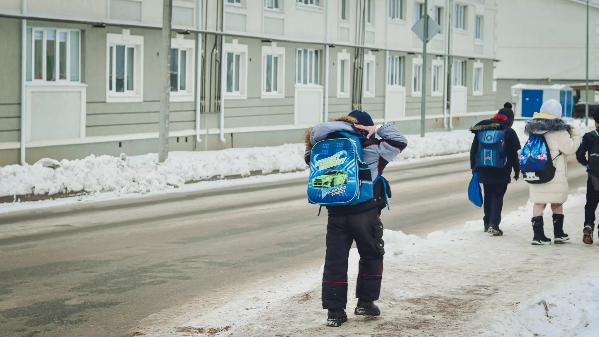 В России определили даты дополнительных каникул для школьников.