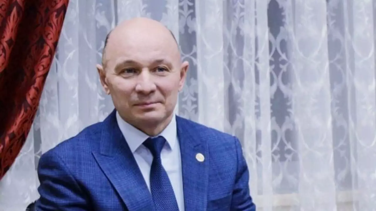 Главу Тукаевского района подозревают в получении взятки