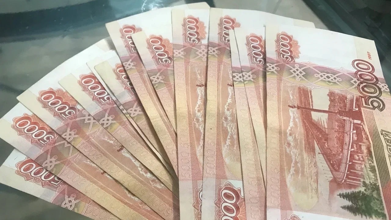 Перевозчик из Татарстана недоплатил сотрудникам почти 1 млн рублей