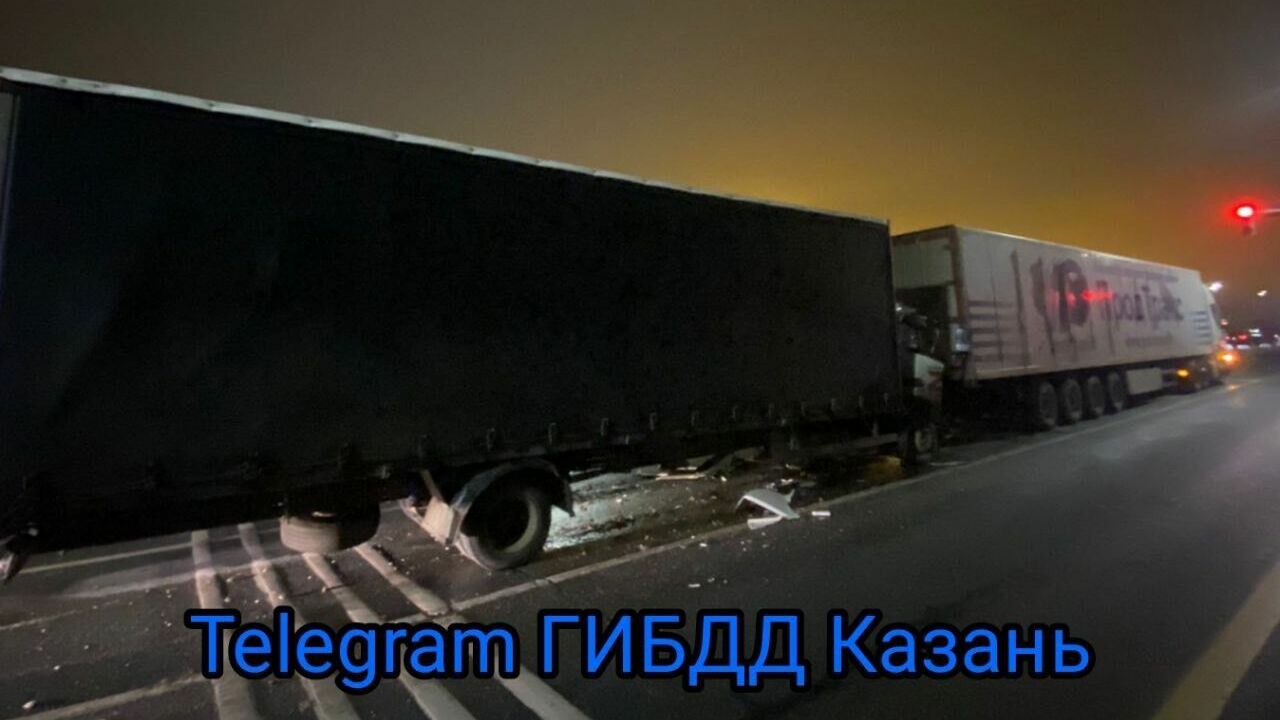 На М-7 в Казани случилось смертельное ДТП с фурами