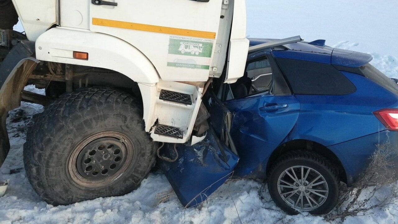 За день на трассе в Татарстане произошло 2 смертельных ДТП