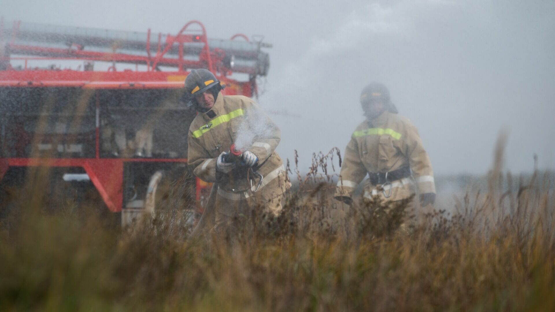Возгорание сухой травы в Татарстане привело к 393 пожарам
