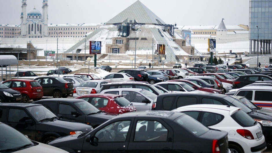 Годовой абонемент на парковку в Казани обойдется в 218 тысяч рублей