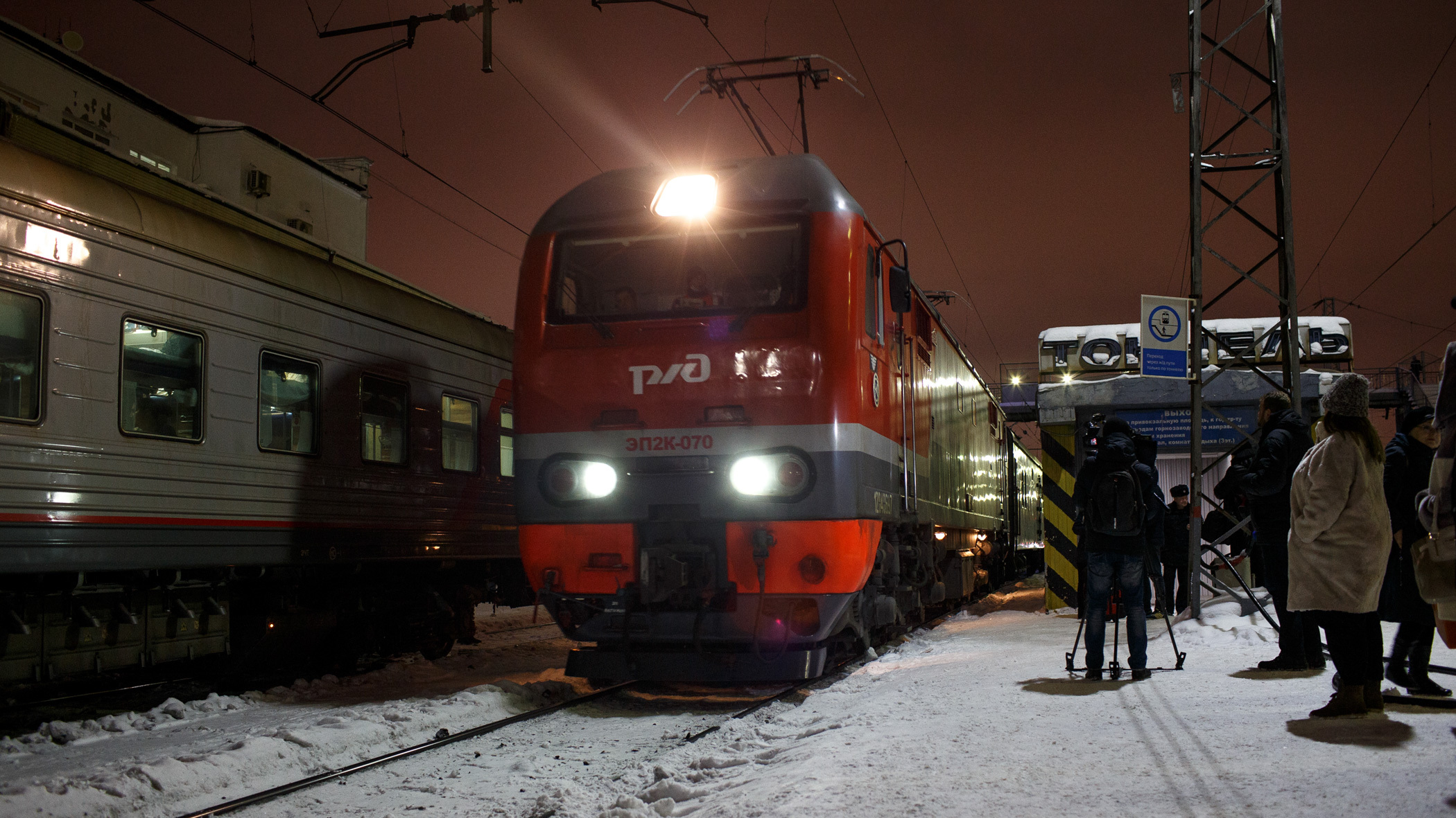 Студентам из Казахстана приходится добираться до Казани на поездах и машинах