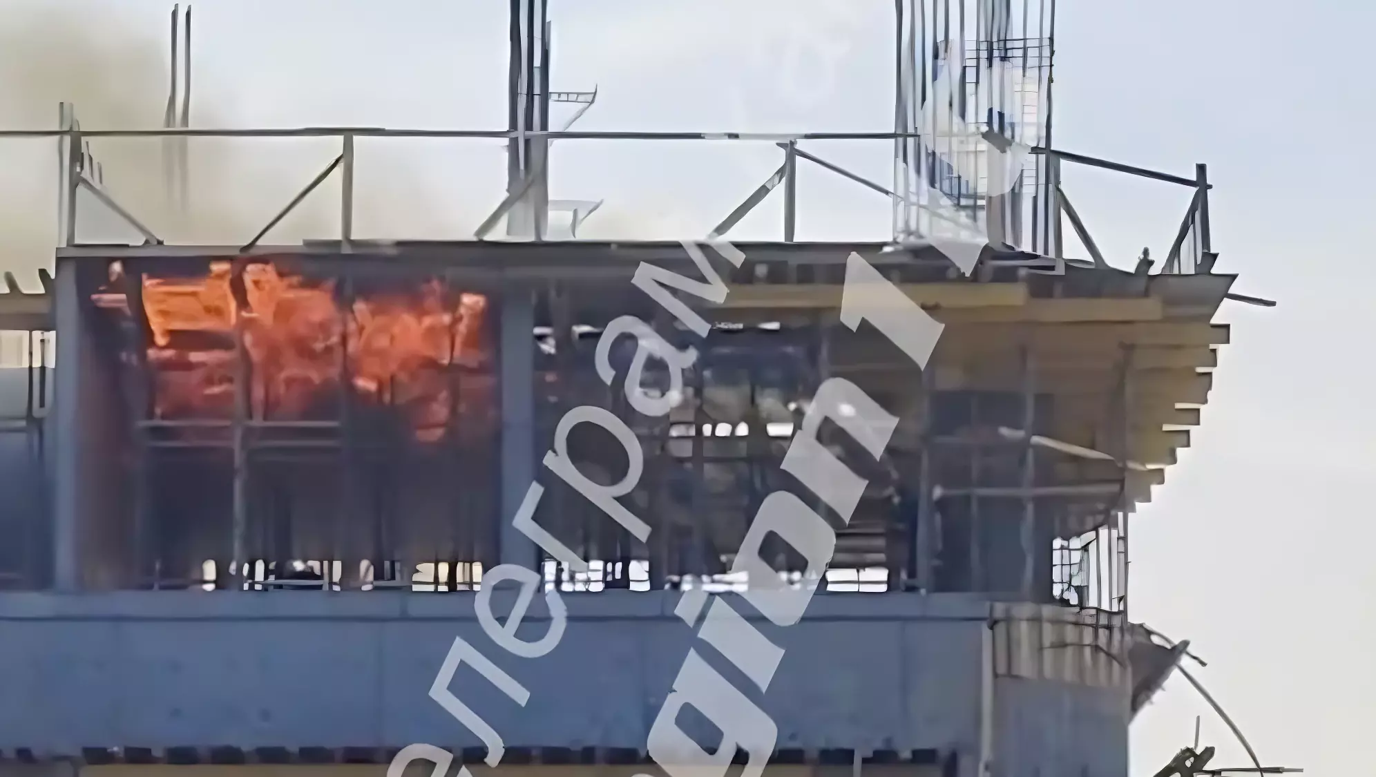 На стройке у Миллениума в Казани заметили огонь
