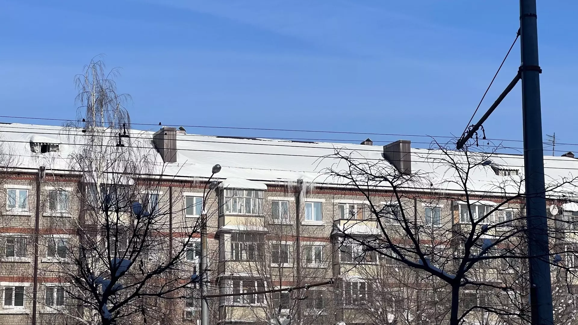 В Татарстане УК оштрафовали из-за падения снега на голову студентке