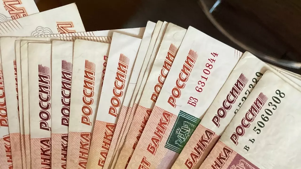 Приставы взыскали с должников Татарстана 16,8 млрд рублей