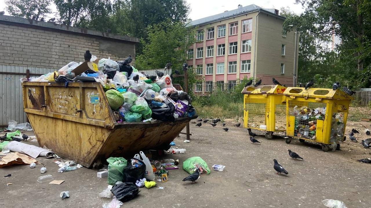 Казанский «Танкодром» по-прежнему завален мусором