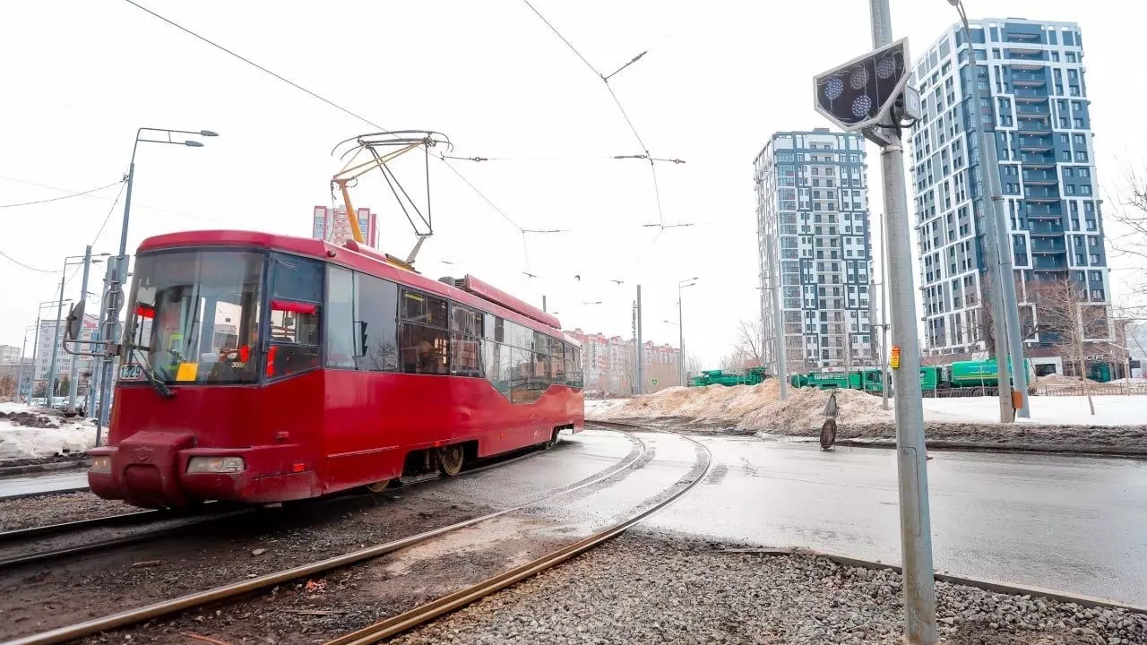 В Казани заработал «умный» светофор для трамваев