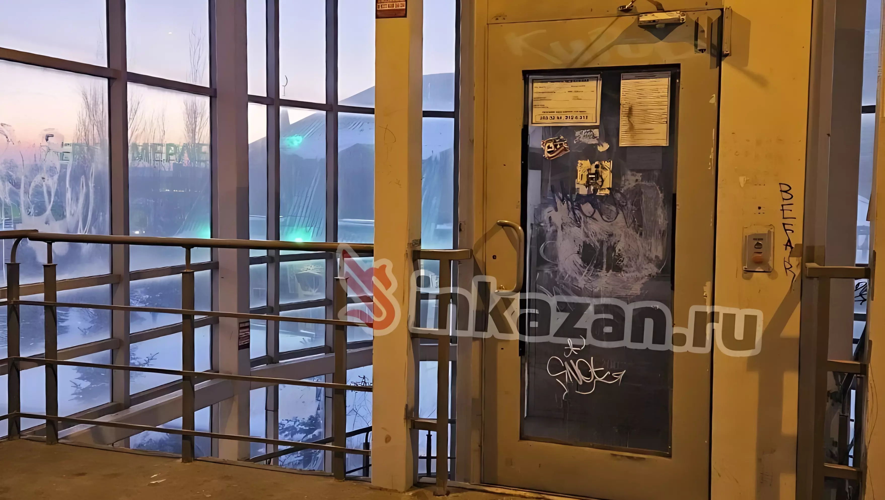 В казанском уличном лифте застрял 10-летний мальчик