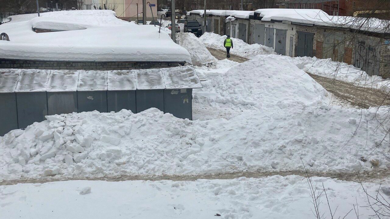 Власти продолжают сносить гаражи в Казани