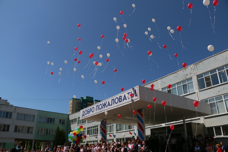 Линейки 1 сентября в Казани отменять не будут