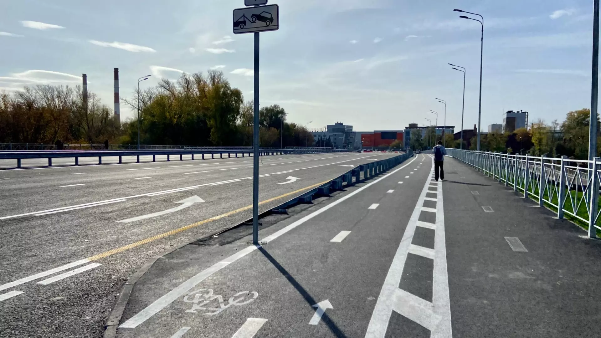 В Казани после жалоб реорганизовали велодорожки на мосту через Кабан
