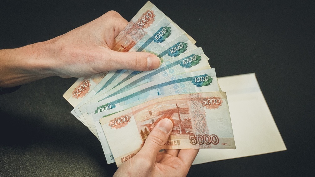 Татарстанцы стали больше тратить на платные услуги