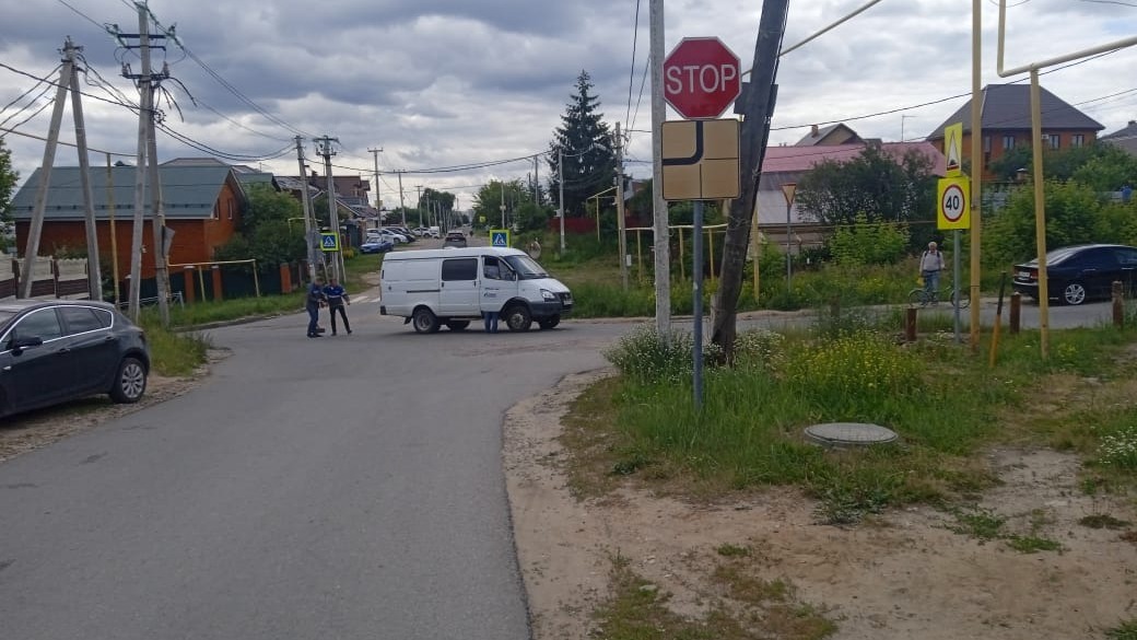 «Газелист» в Казани сбил подростка на велосипеде