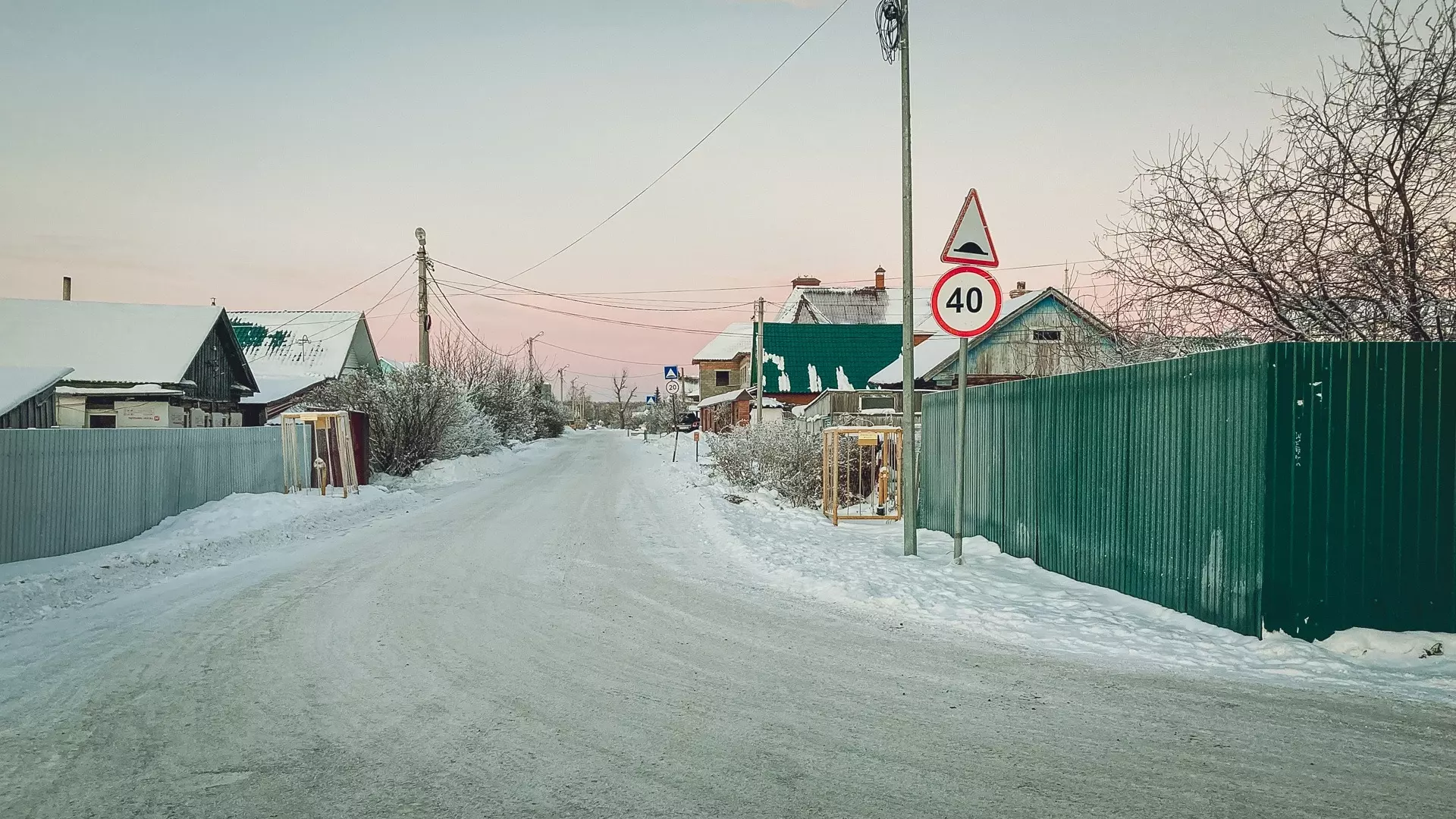 Жители казанских поселков просят тротуары