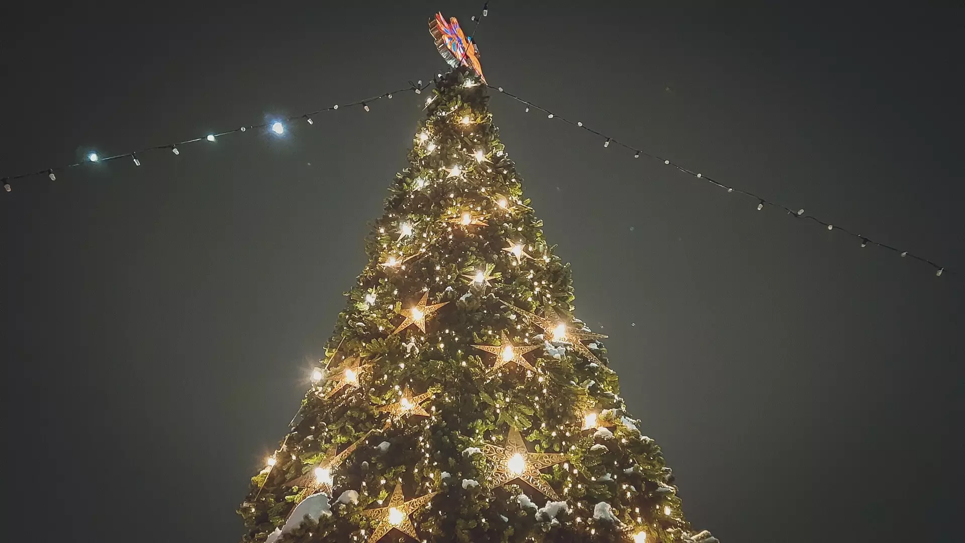 В Челнах поручили усилить безопасность на новогодних елках