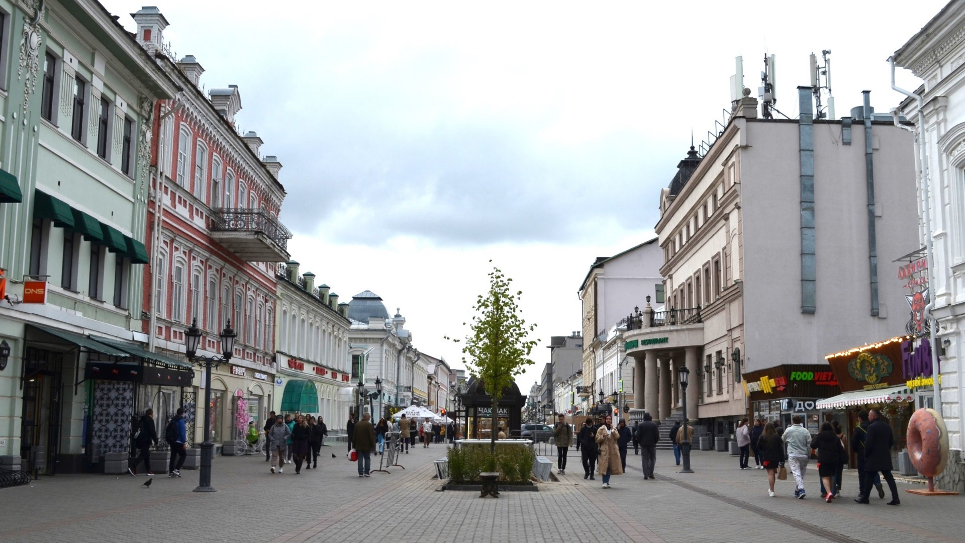 В Казани обновят брусчатку по улице Баумана к концу 2024 года