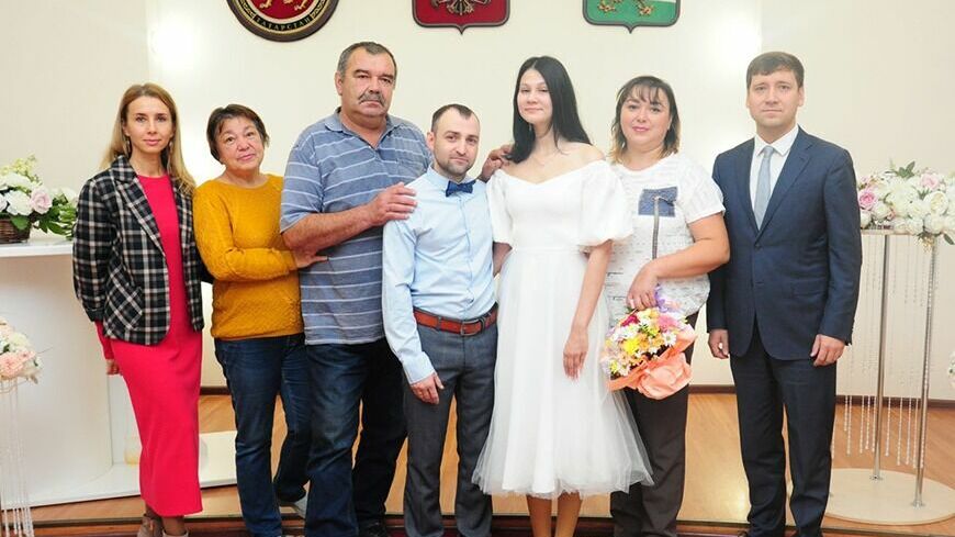 В Казани досрочно зарегистрировали брак из-за мобилизации жениха